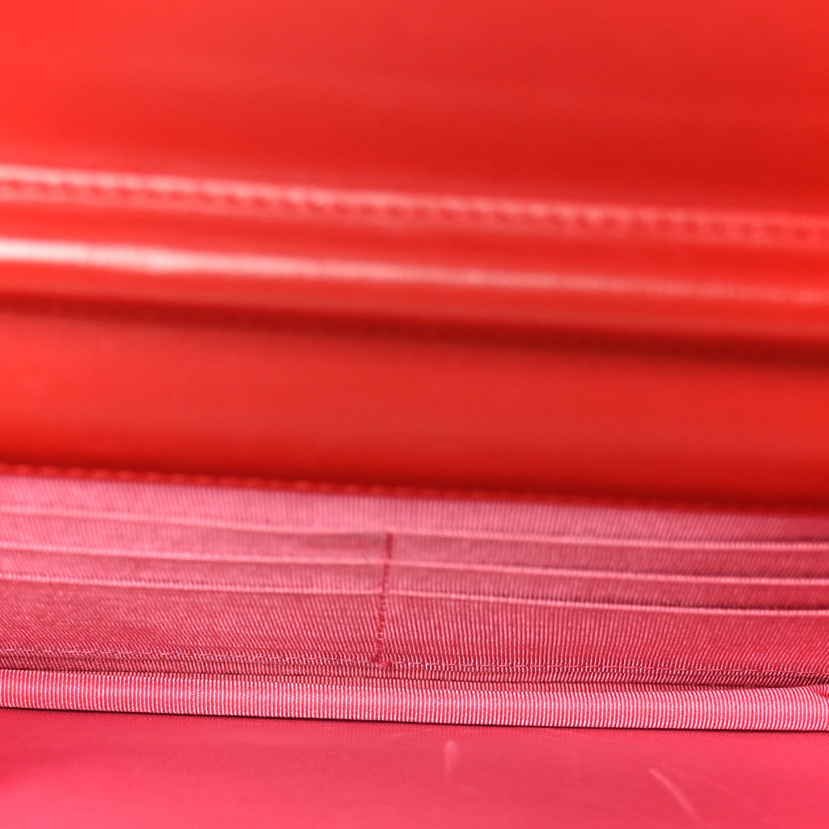 Lambskin Quilted Wallet On Chain WOC Red Pink wholesalehk.shop