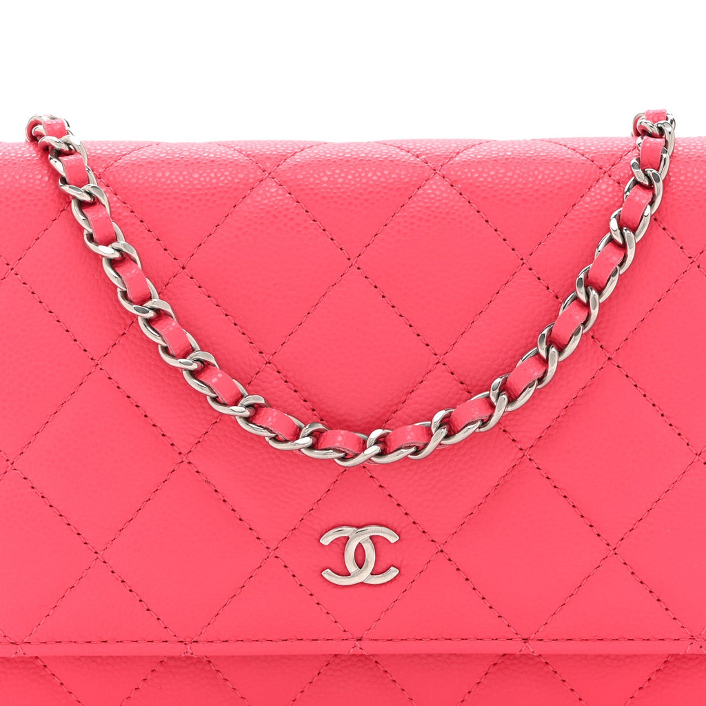 Caviar Quilted Wallet On Chain WOC Dark Pink wholesalehk.shop