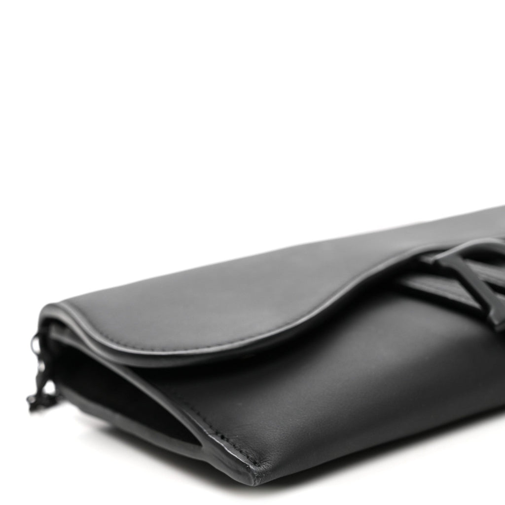 Ultra Matte Calfskin Saddle Chain Wallet Pouch Black wholesalehk.shop