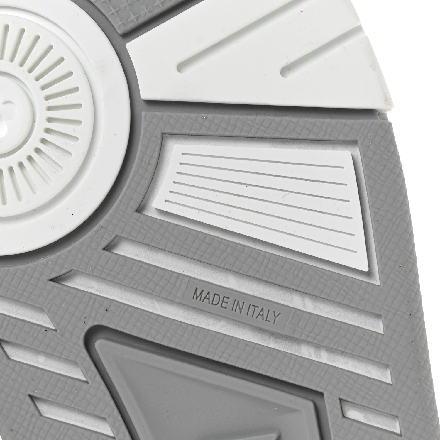 Calfskin Embossed Monogram Denim Mens LV Trainer Sneakers 10 Grey £¨ Direct shipment via from wholesalehk.shop