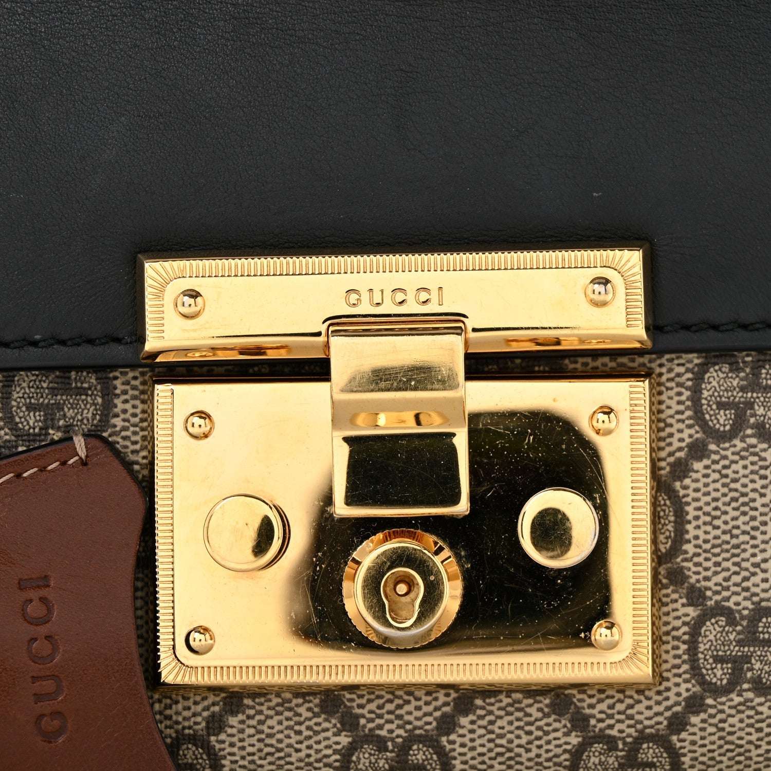 GG Supreme Monogram Calfskin Small Padlock Shoulder Bag Beige Black Cuir £¨ Direct shipment via from wholesalehk.shop