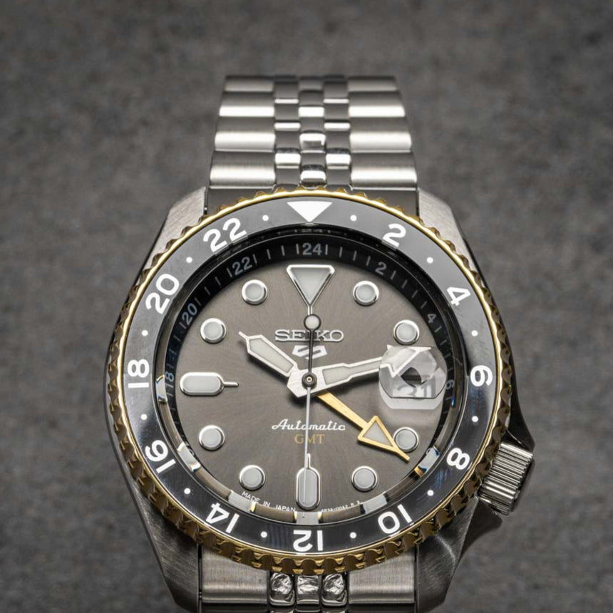 Seiko 5 Sports GMT US Special Edition Automatic Grey Dial Silver Steel Strap Watch For Men - SSK021K1 wholesalehk.shop