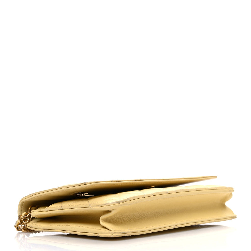 Lambskin Quilted Enamel Wallet On Chain WOC Yellow wholesalehk.shop