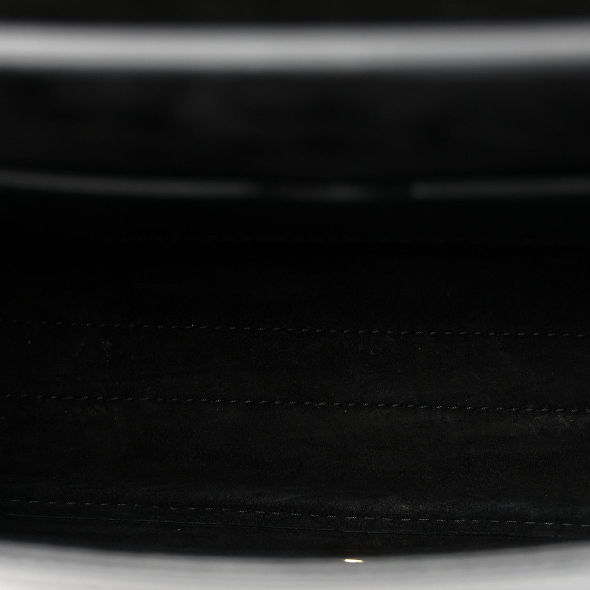 Box Calfskin Medium Bobby Flap Black wholesalehk.shop
