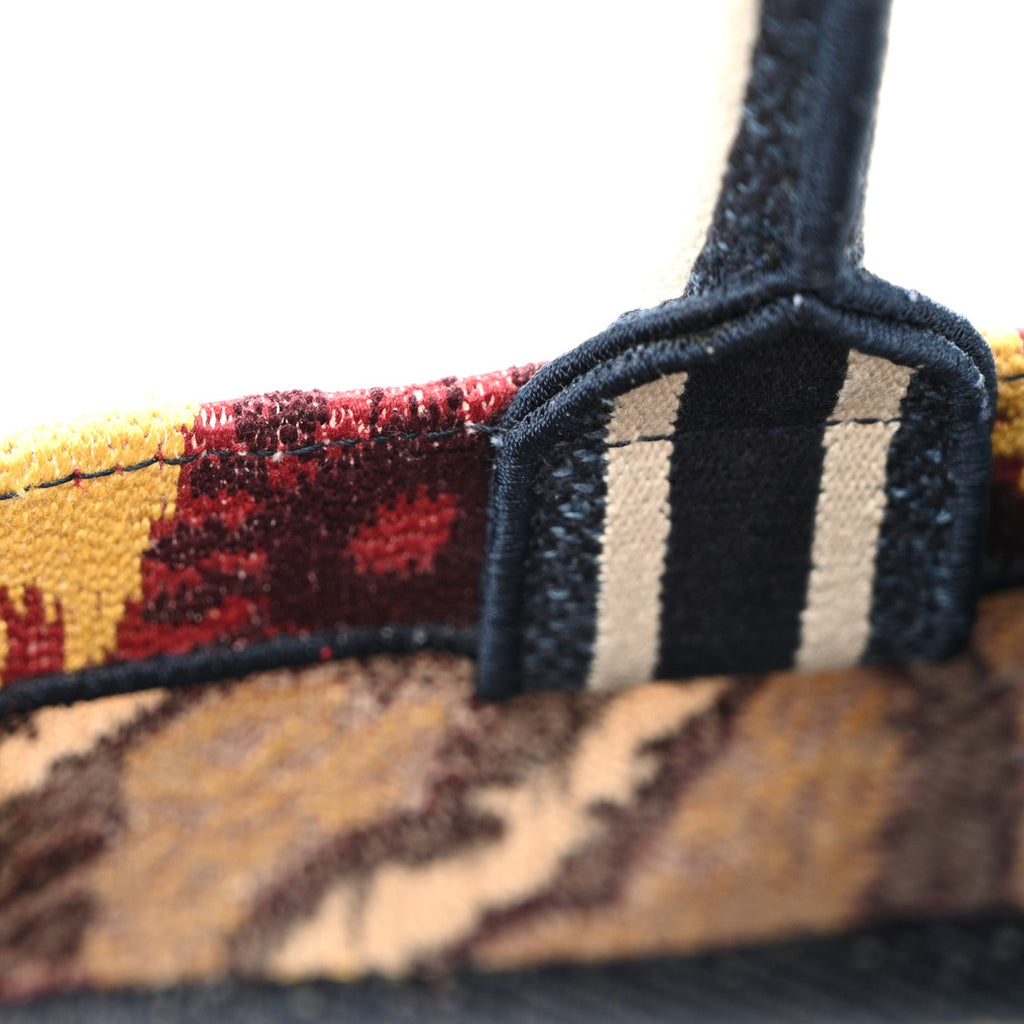 Canvas Embroidered Paisley Medium Book Tote Blue Multicolor £¨ Direct shipment via from wholesalehk.shop