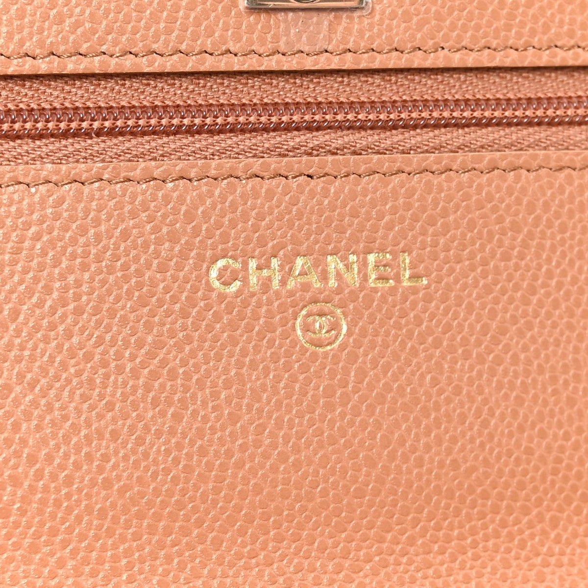 Caviar Quilted CC Turnlock Wallet On Chain WOC Brown wholesalehk.shop