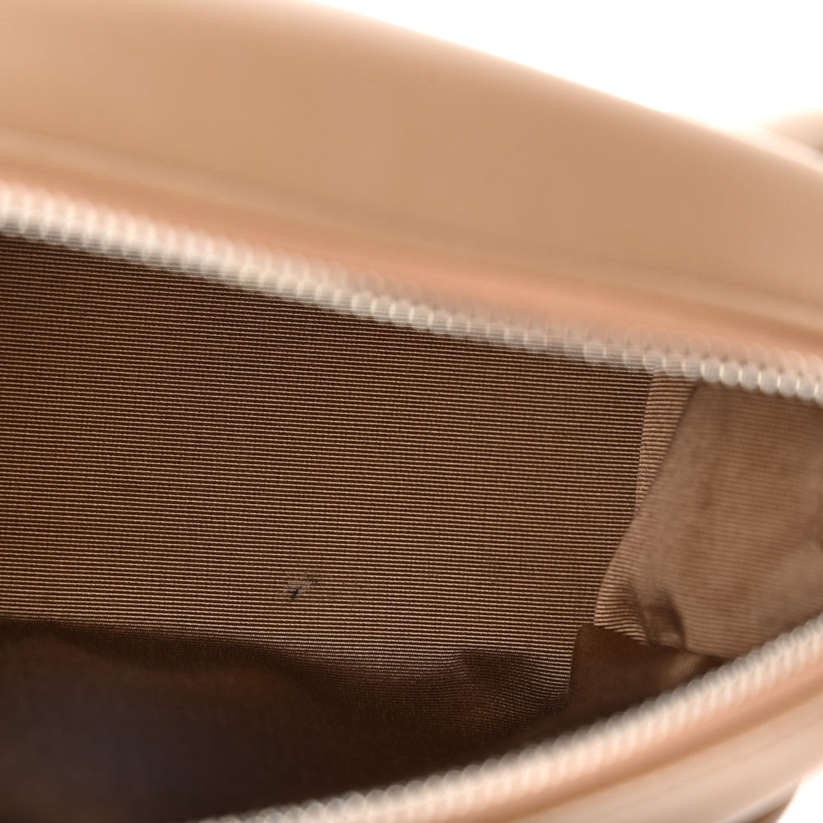 Supple Lambskin Bow Pouch Camel wholesalehk.shop