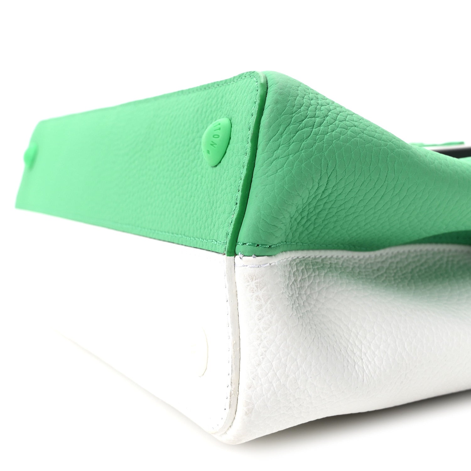 Taurillon Daniel Buren Artycapucines MM Green White £¨ Direct shipment via from wholesalehk.shop