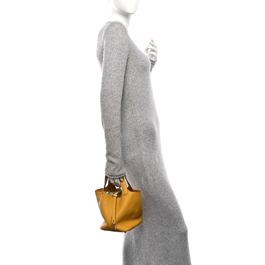 Taurillon Clemence Picotin Lock 18 PM Jaune Ambre £¨ Direct shipment via from wholesalehk.shop