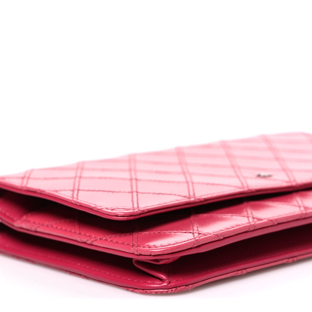 Lambskin Diamond Stitched Wallet On Chain WOC Pink wholesalehk.shop