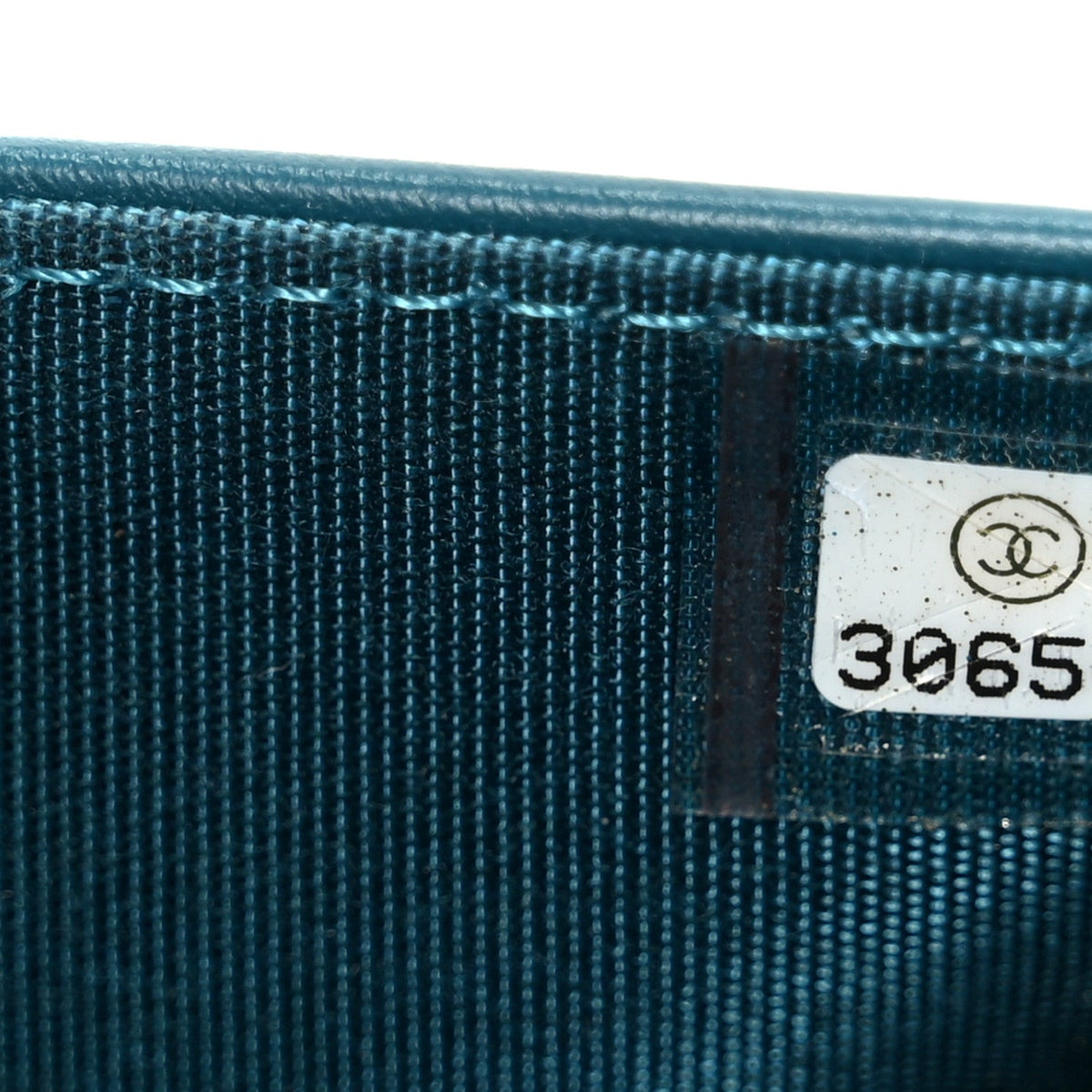 Caviar Quilted Boy Wallet On Chain WOC Blue wholesalehk.shop