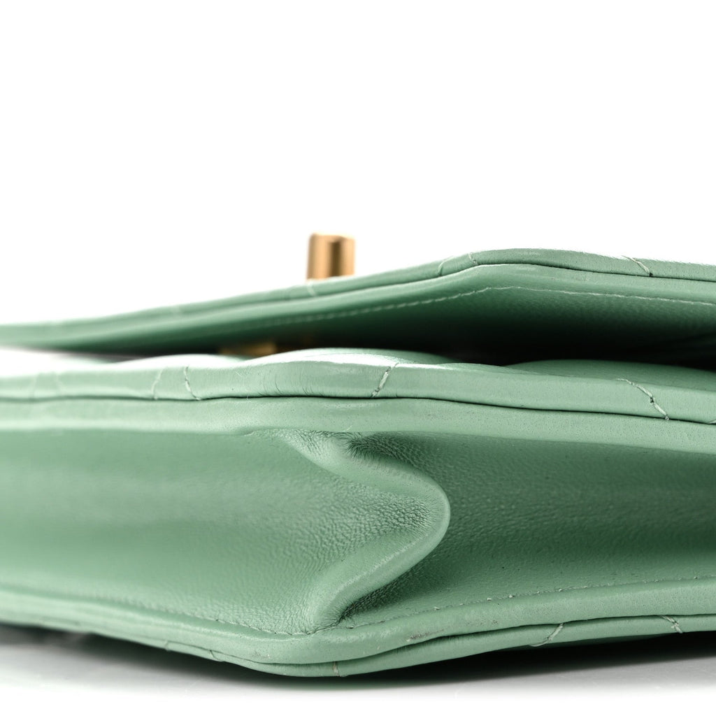 Lambskin Quilted Logo WOC Wallet On Chain Green wholesalehk.shop
