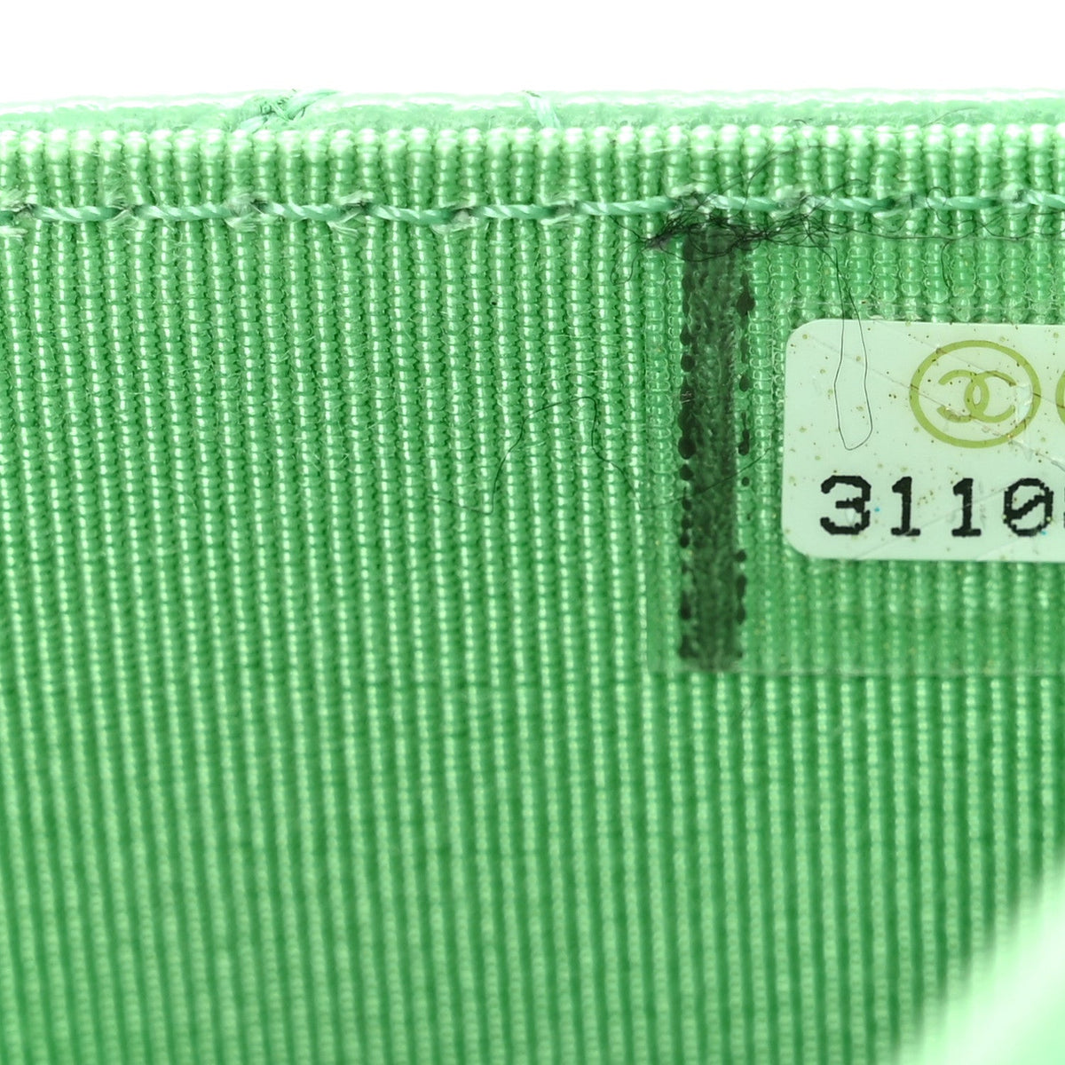 Caviar Quilted Wallet On Chain WOC Green wholesalehk.shop