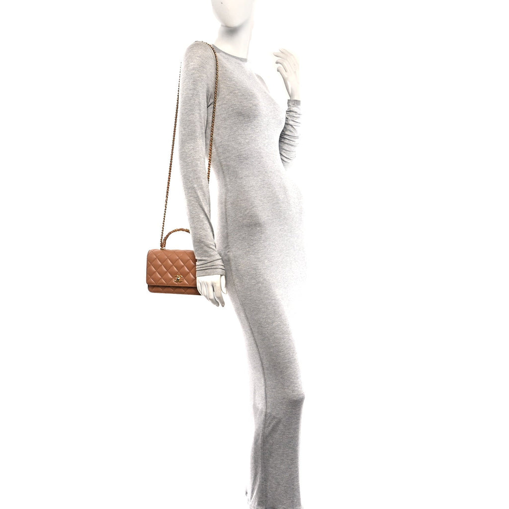Shiny Caviar Quilted Pick Me Up Wallet On Chain WOC Beige wholesalehk.shop