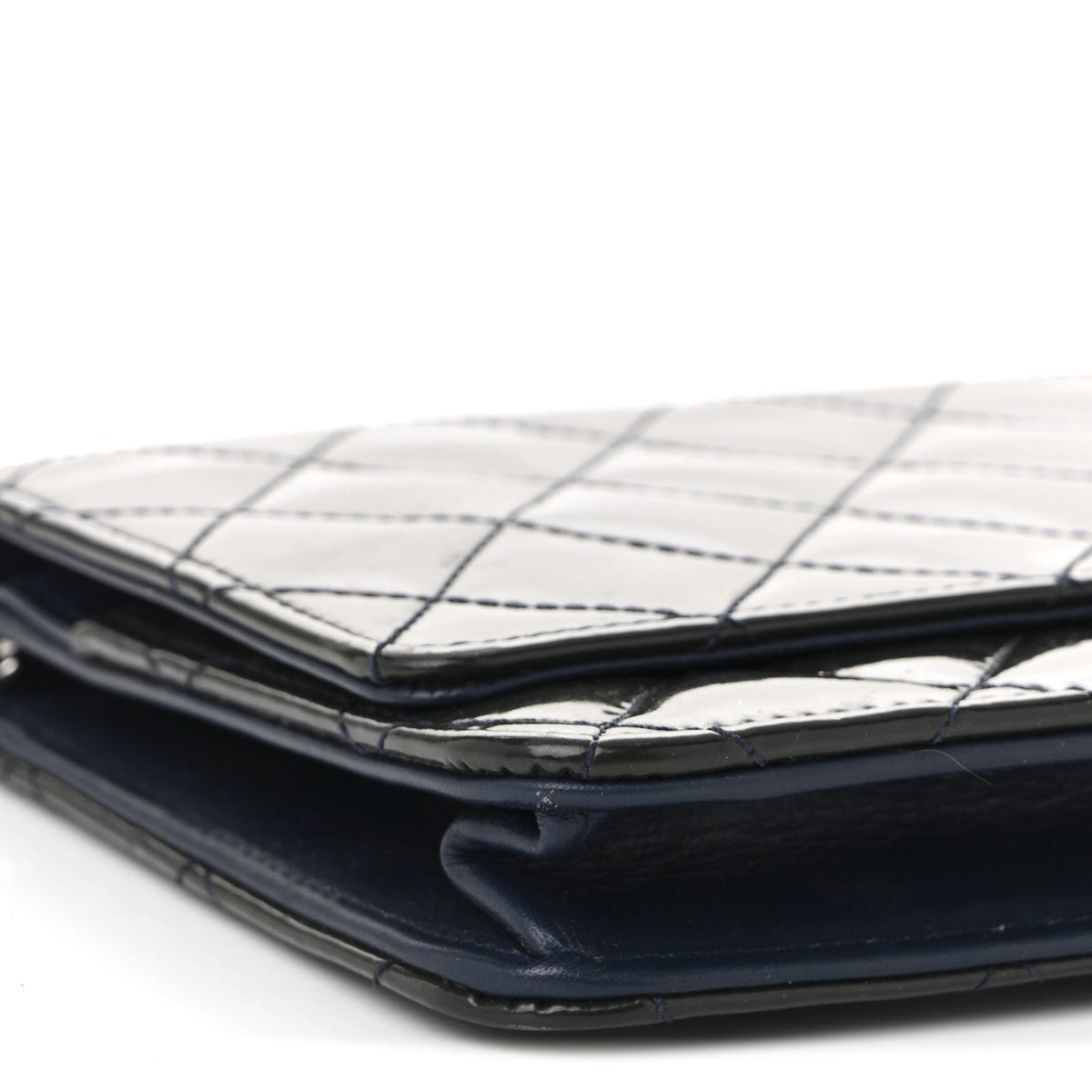 Patent Quilted Wallet On Chain WOC Navy Blue wholesalehk.shop