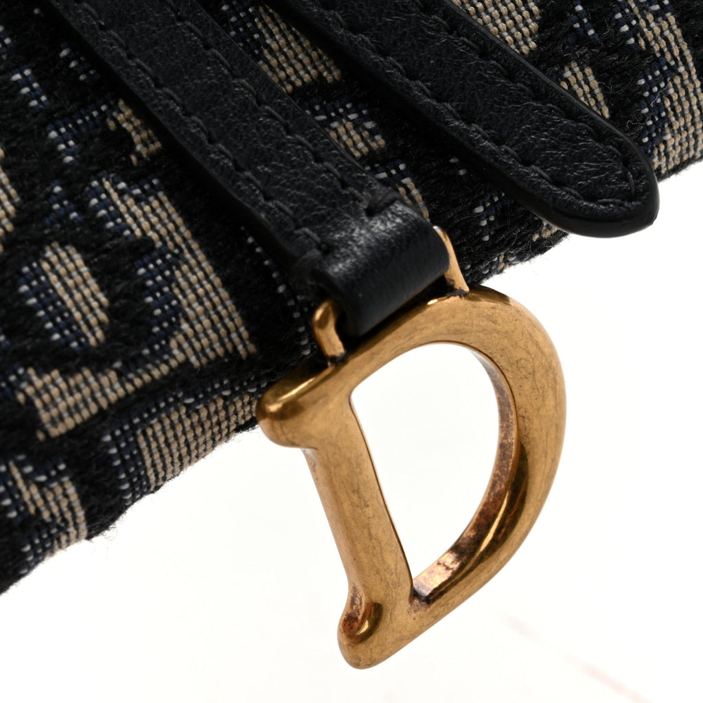 Oblique Saddle Chain Long Wallet Blue wholesalehk.shop