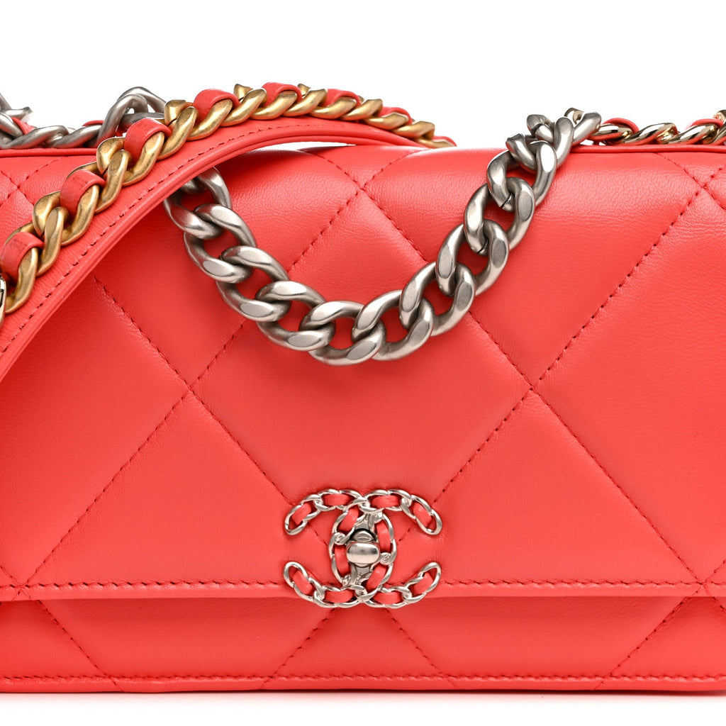 Lambskin Quilted Chanel 19 Wallet On Chain WOC Coral wholesalehk.shop