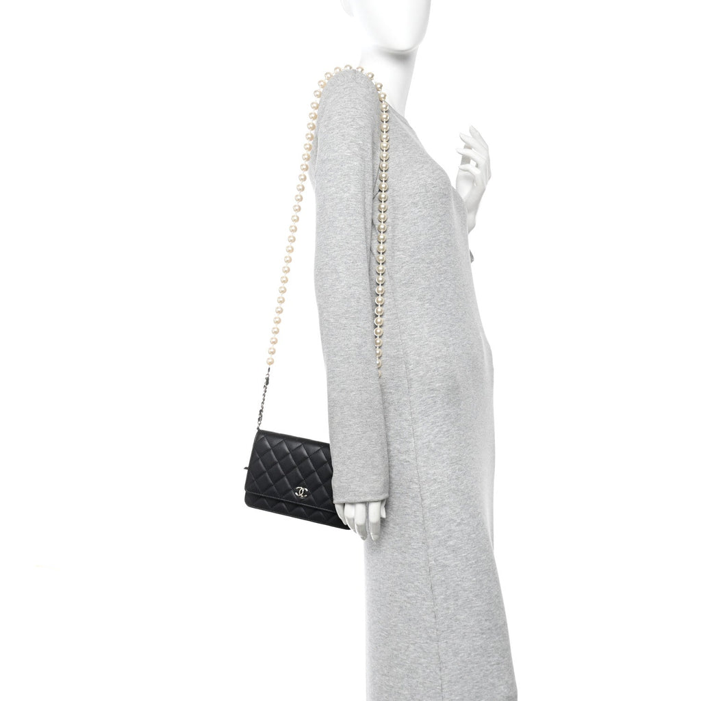 Lambskin Quilted Pearl Wallet On Chain WOC Black wholesalehk.shop