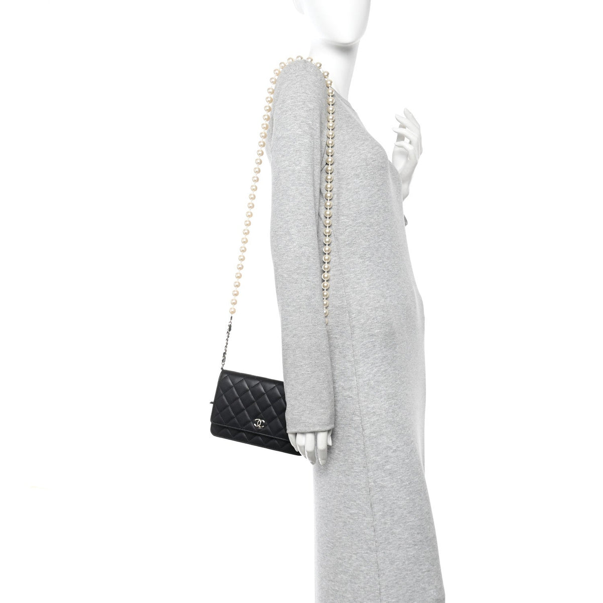 Lambskin Quilted Pearl Wallet On Chain WOC Black wholesalehk.shop
