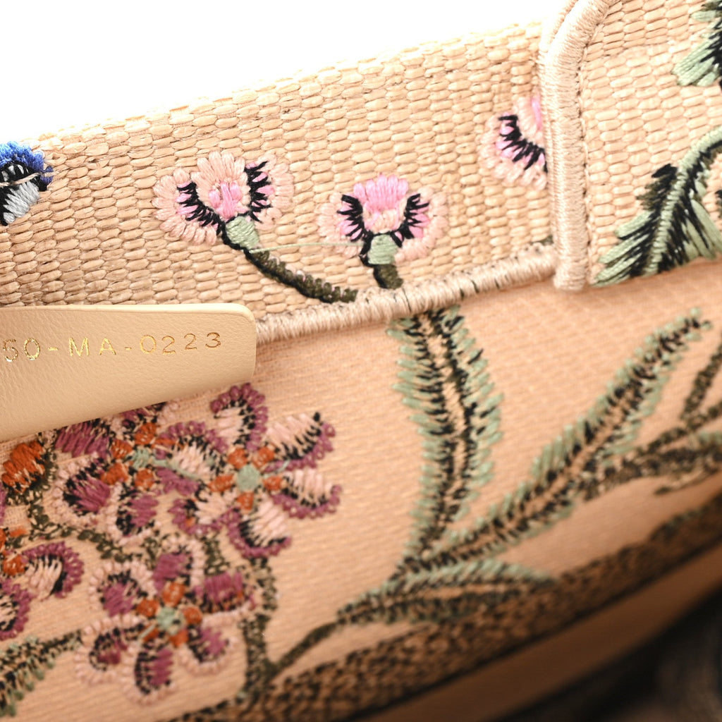 Raffia Embroidered Petites Fleurs Medium Book Tote Natural £¨ Direct shipment via from wholesalehk.shop