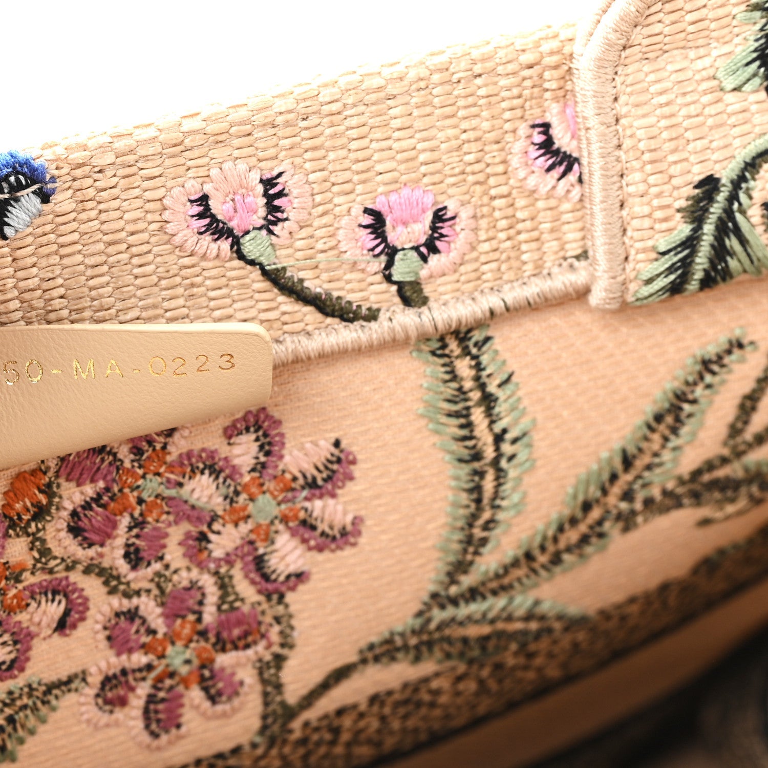 Raffia Embroidered Petites Fleurs Medium Book Tote Natural £¨ Direct shipment via from wholesalehk.shop