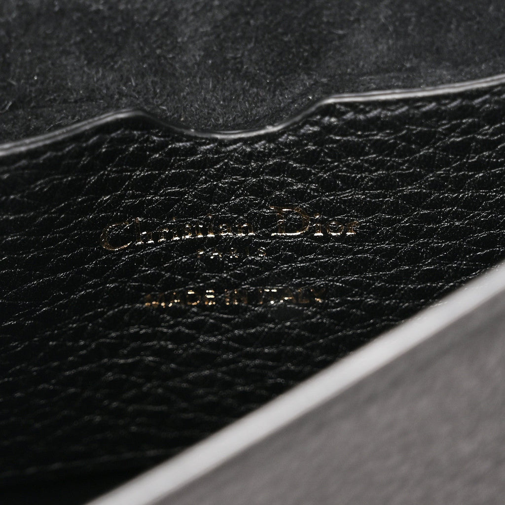 Grained Calfskin Medium Bobby Flap Black wholesalehk.shop