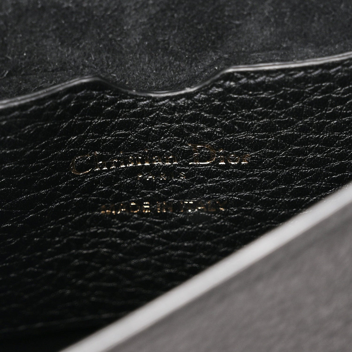 Grained Calfskin Medium Bobby Flap Black wholesalehk.shop