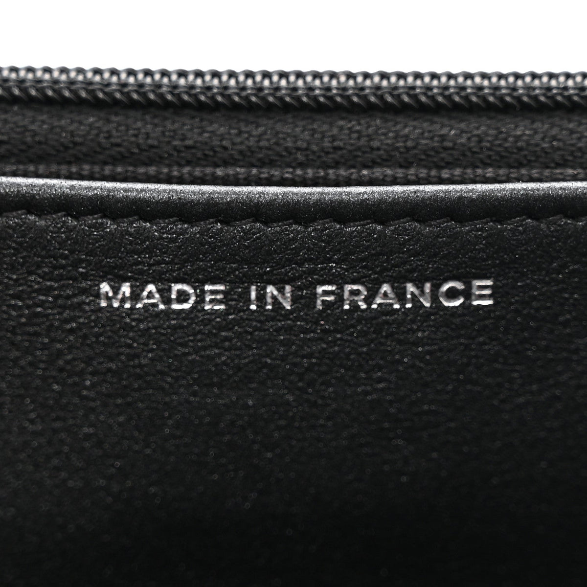 Pearly Lambskin Quilted Wallet On Chain WOC So Black wholesalehk.shop