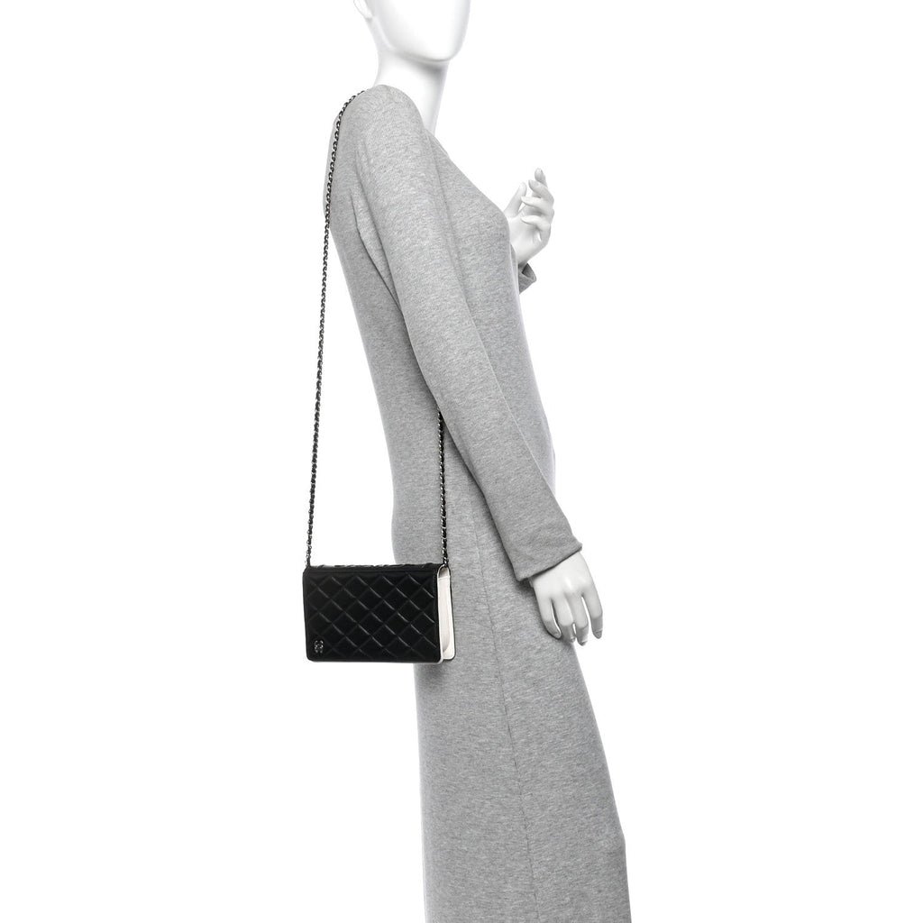 Lambskin Quilted Book Wallet On Chain WOC Black wholesalehk.shop