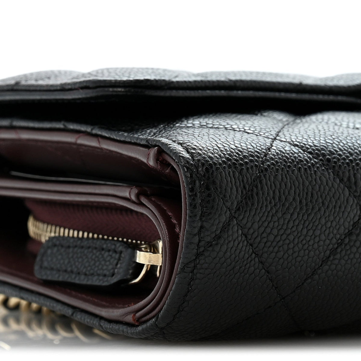 Caviar Quilted Compact Wallet On Chain WOC Black wholesalehk.shop