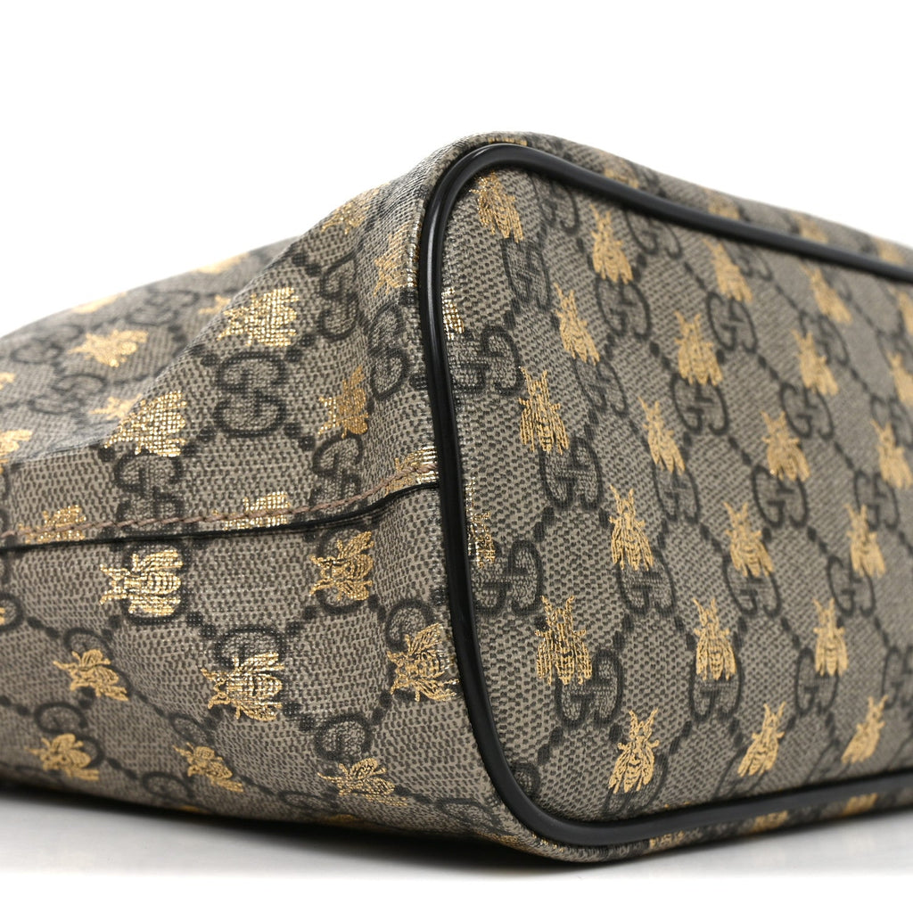 Soft GG Supreme Monogram Bees Small Crossbody Tote Beige Oro Black wholesalehk.shop