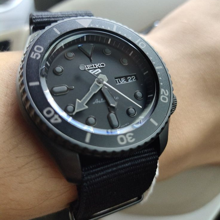 Seiko 5 Sports Automatic Black Dial Black NATO Strap Watch For Men - SRPD79K1 wholesalehk.shop