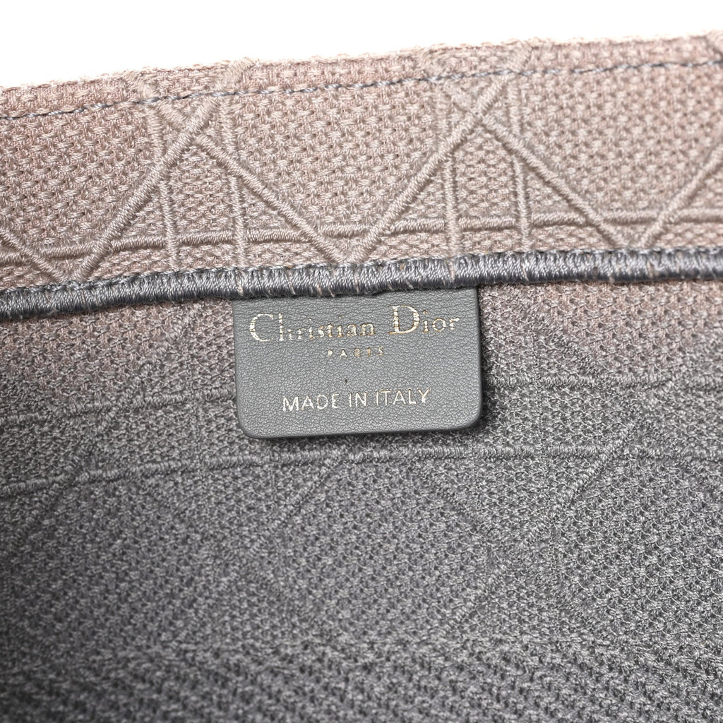 Canvas Embroidered Cannage Medium Book Tote Stone £¨ Direct shipment via from wholesalehk.shop