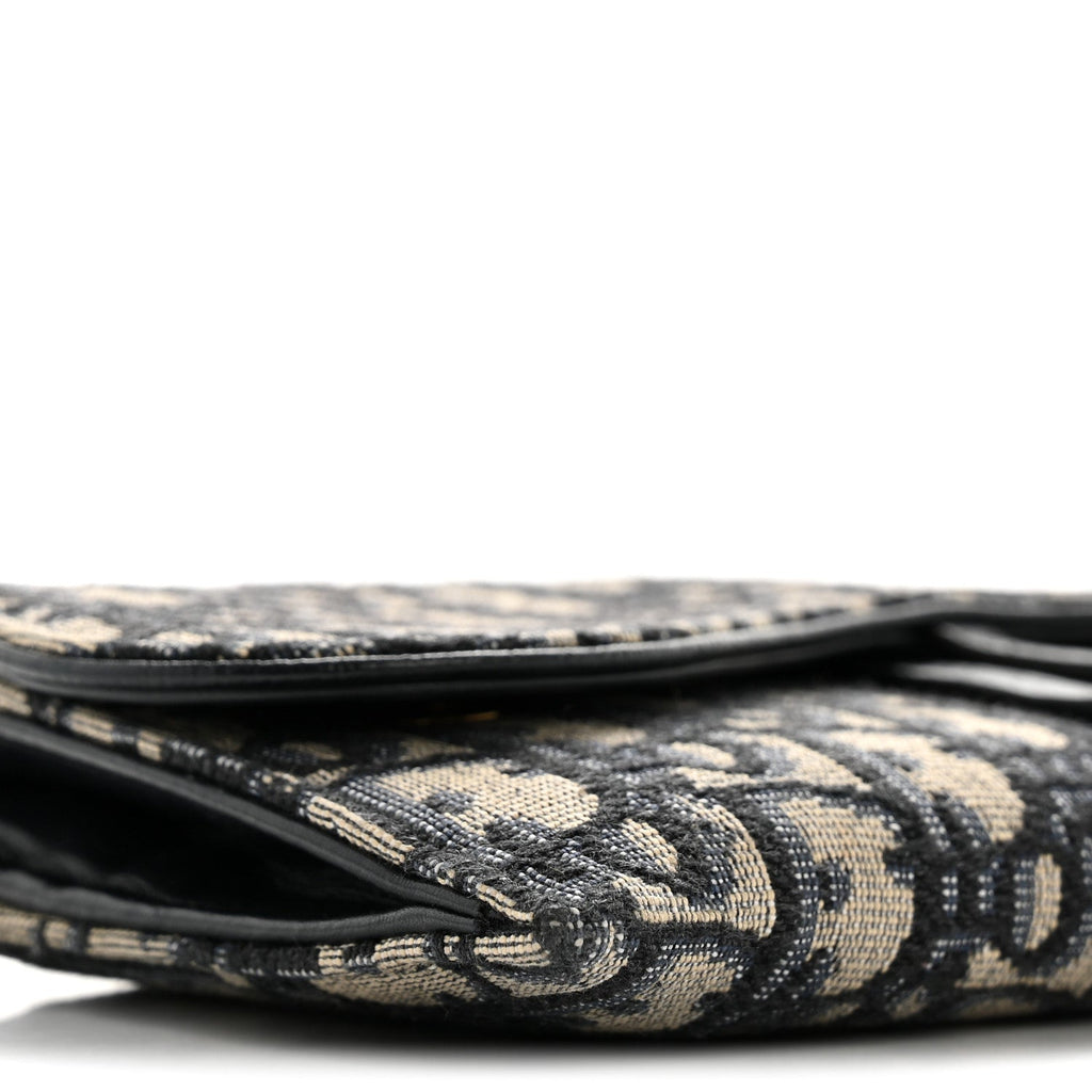 Oblique Saddle Chain Long Wallet Blue wholesalehk.shop