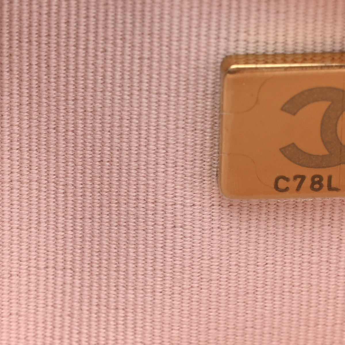 Caviar Quilted Crystal Enamel CC Wallet On Chain WOC Light Pink wholesalehk.shop