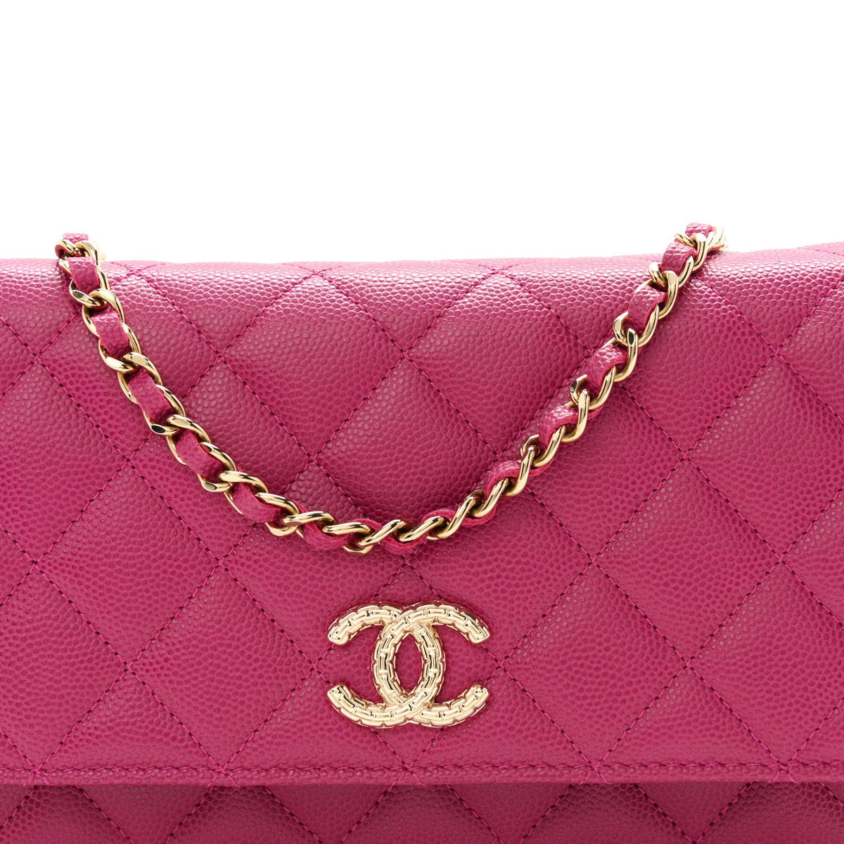 Caviar Quilted Chain Embossed CC Wallet On Chain WOC Fuchsia wholesalehk.shop