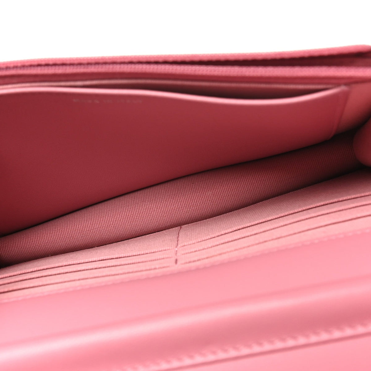 Lambskin Quilted Crystal Star Wallet On Chain WOC Pink wholesalehk.shop
