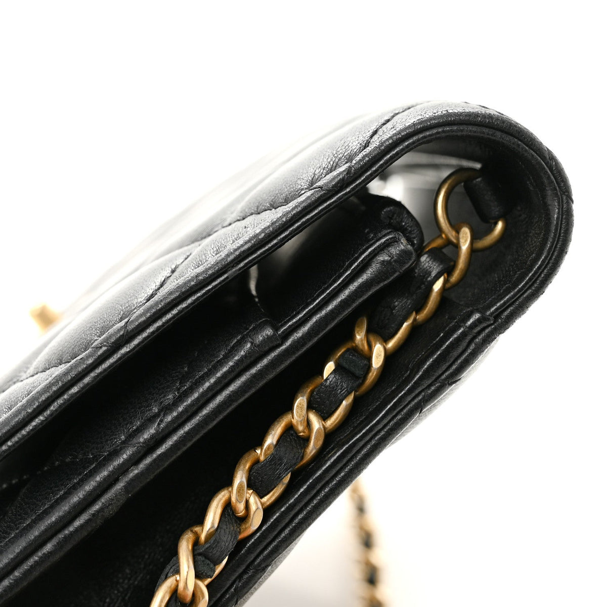 Lambskin Quilted CC Pearl Crush Wallet on Chain WOC Black wholesalehk.shop