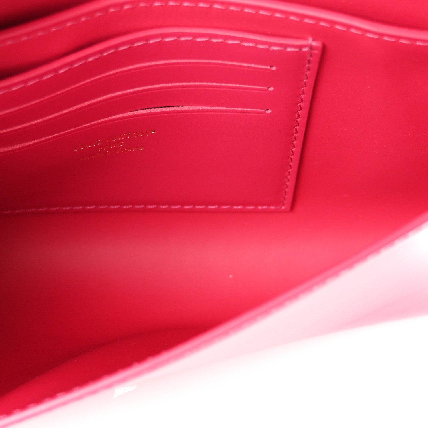 Calfskin LV Wallet On Chain Capucines Raspberry £¨ Direct shipment via from wholesalehk.shop
