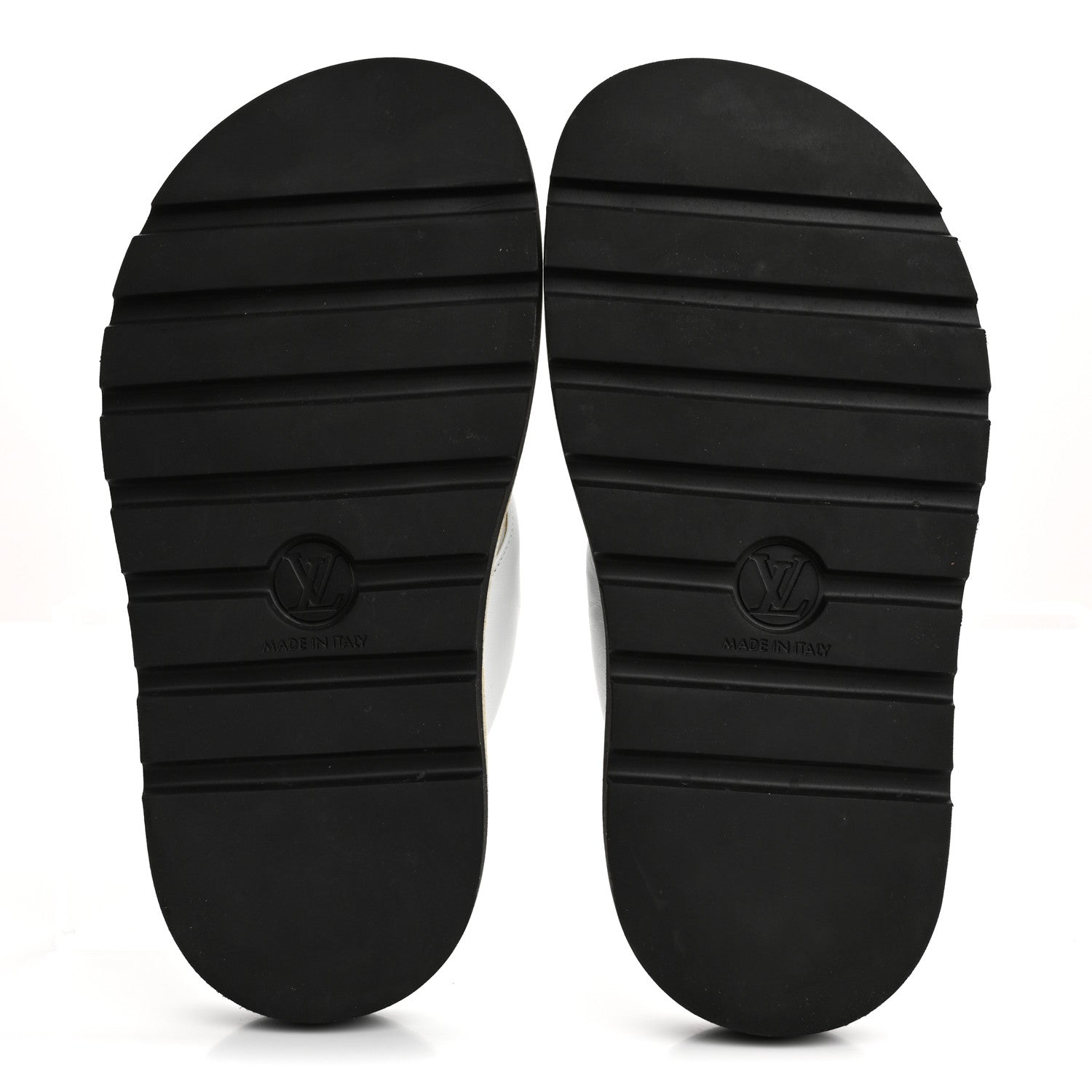Calfskin Logo Studded Pillow Flat Thong Sandals 35 White £¨ Direct shipment via from wholesalehk.shop