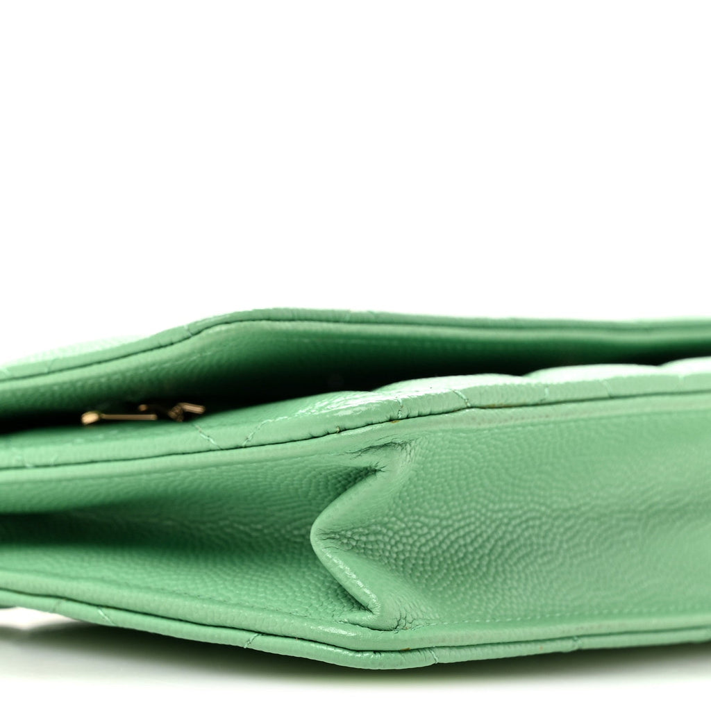 Caviar Quilted Wallet On Chain WOC Green wholesalehk.shop
