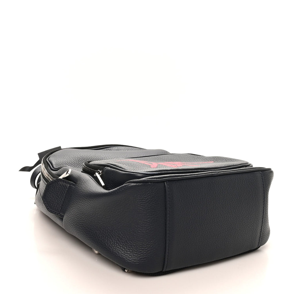 X SHAWN STUSSY Grained Calfskin Ox Head Crossbody Backpack Navy Blue wholesalehk.shop