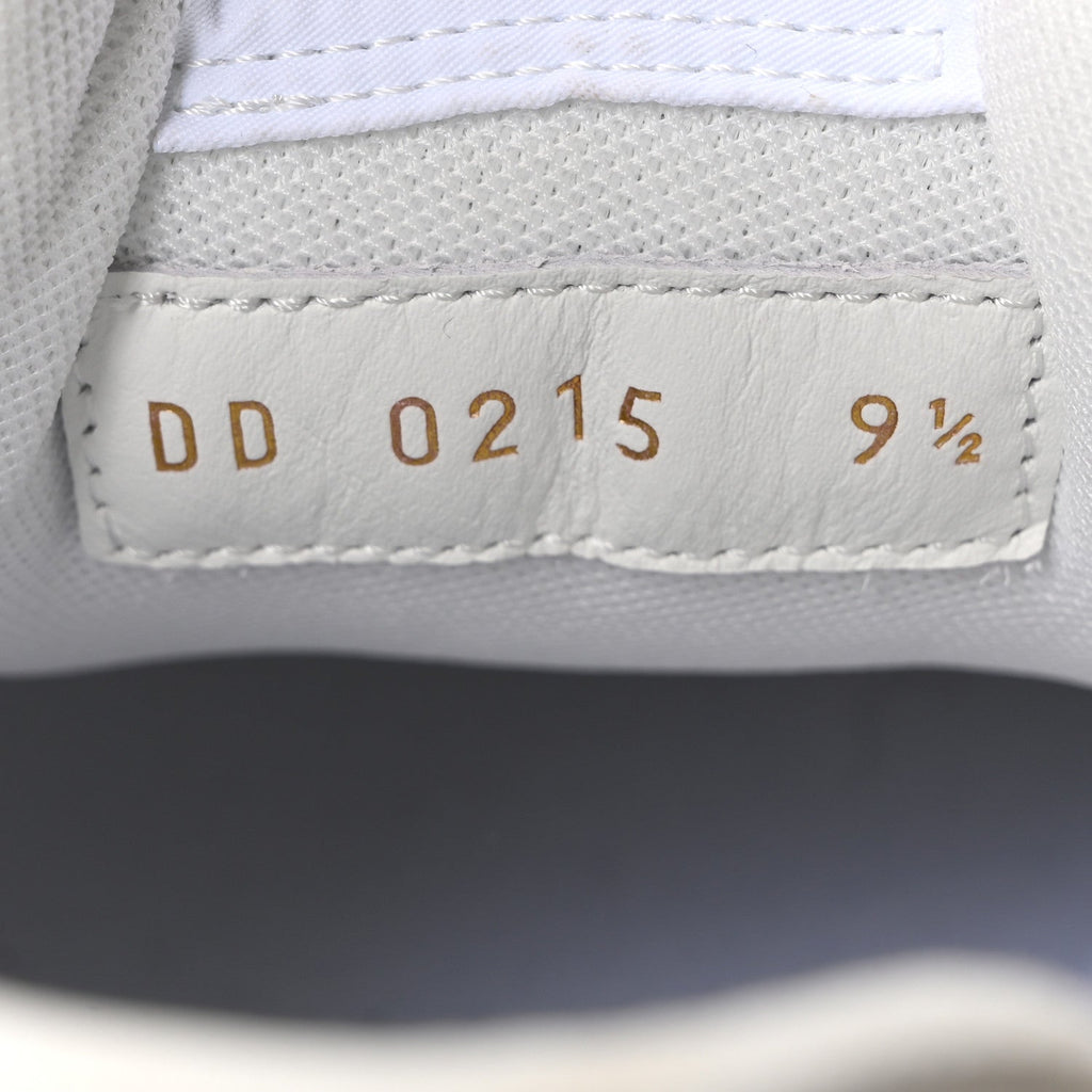 Calfskin Mens LV Classic Sneakers 9.5 White £¨ Direct shipment via from wholesalehk.shop