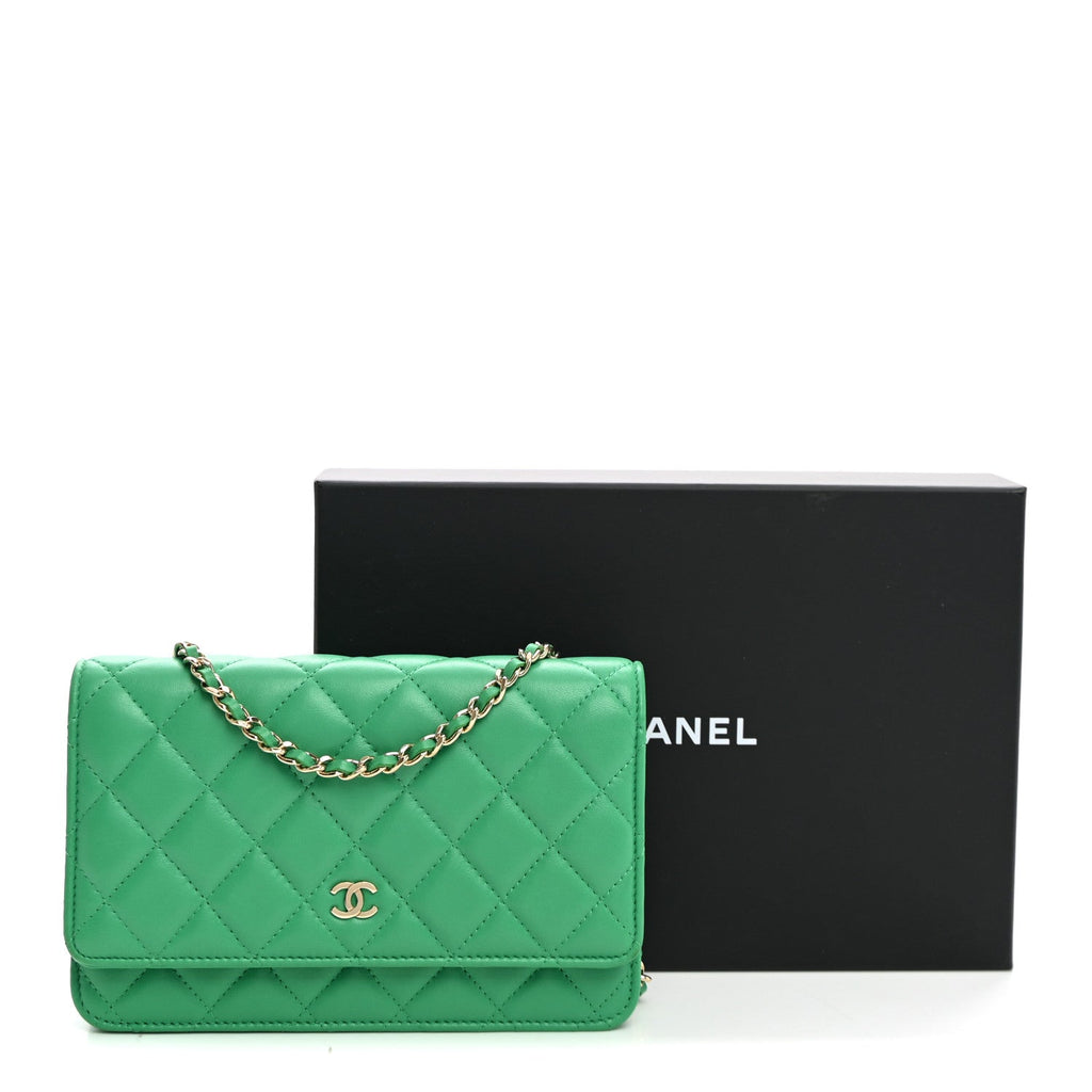 Lambskin Quilted Wallet On Chain WOC Green wholesalehk.shop