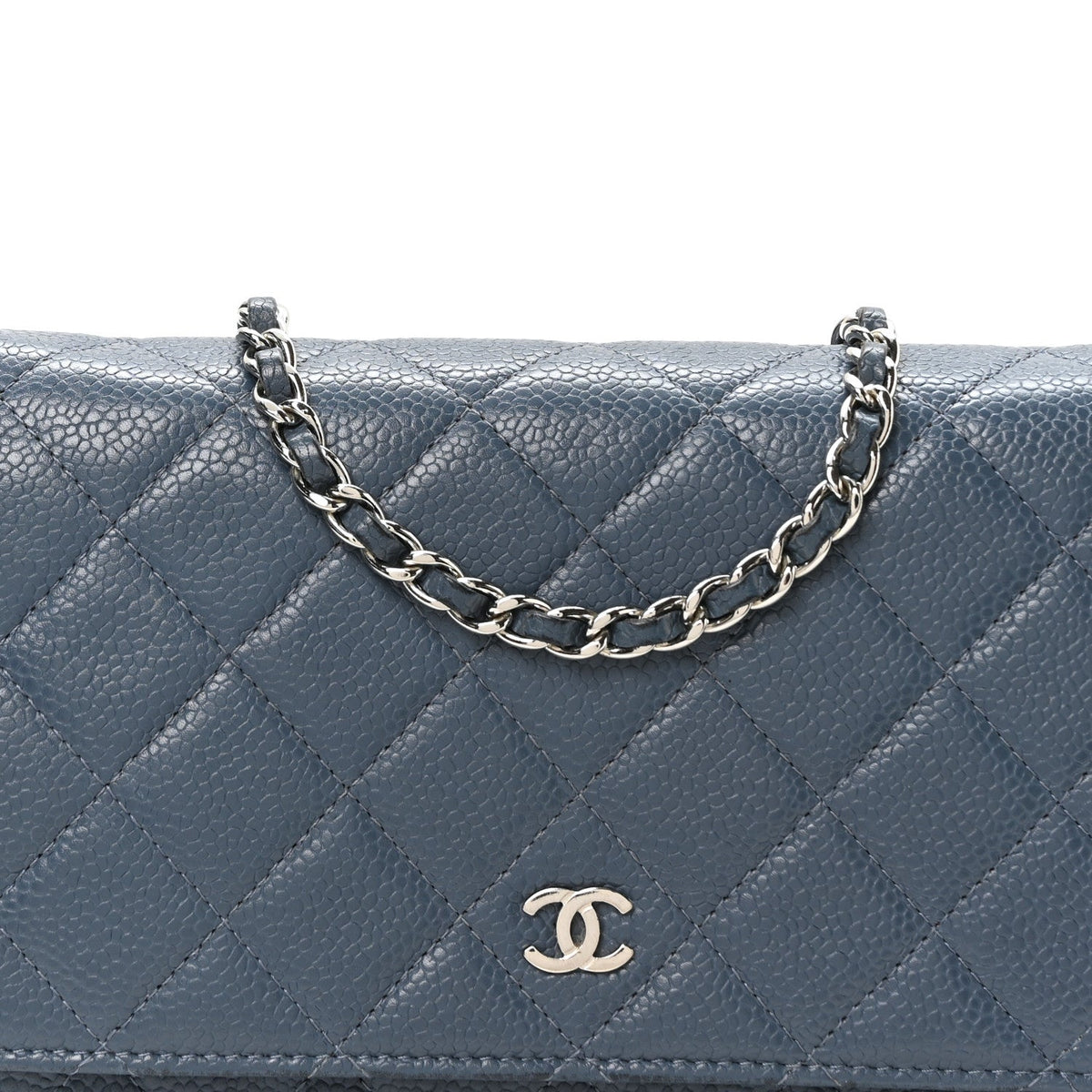 Caviar Quilted Wallet on Chain WOC Blue wholesalehk.shop