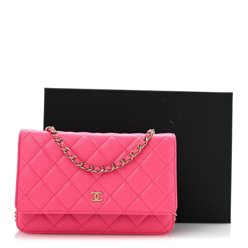 Caviar Quilted Wallet on Chain WOC Fuchsia wholesalehk.shop