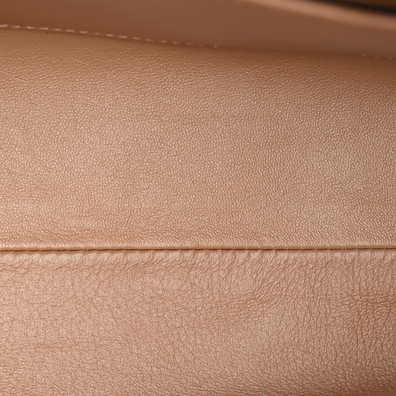 GG Supreme Monogram Berry Textured Dollar Calfskin Small Padlock Tote Beige Ebony Light Copper Mystic White £¨ Direct shipment via from wholesalehk.shop