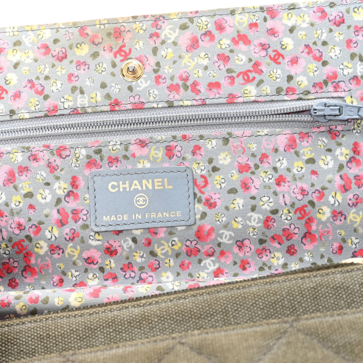 Canvas Quilted Coco Cuba Charms Wallet On Chain WOC Khaki wholesalehk.shop