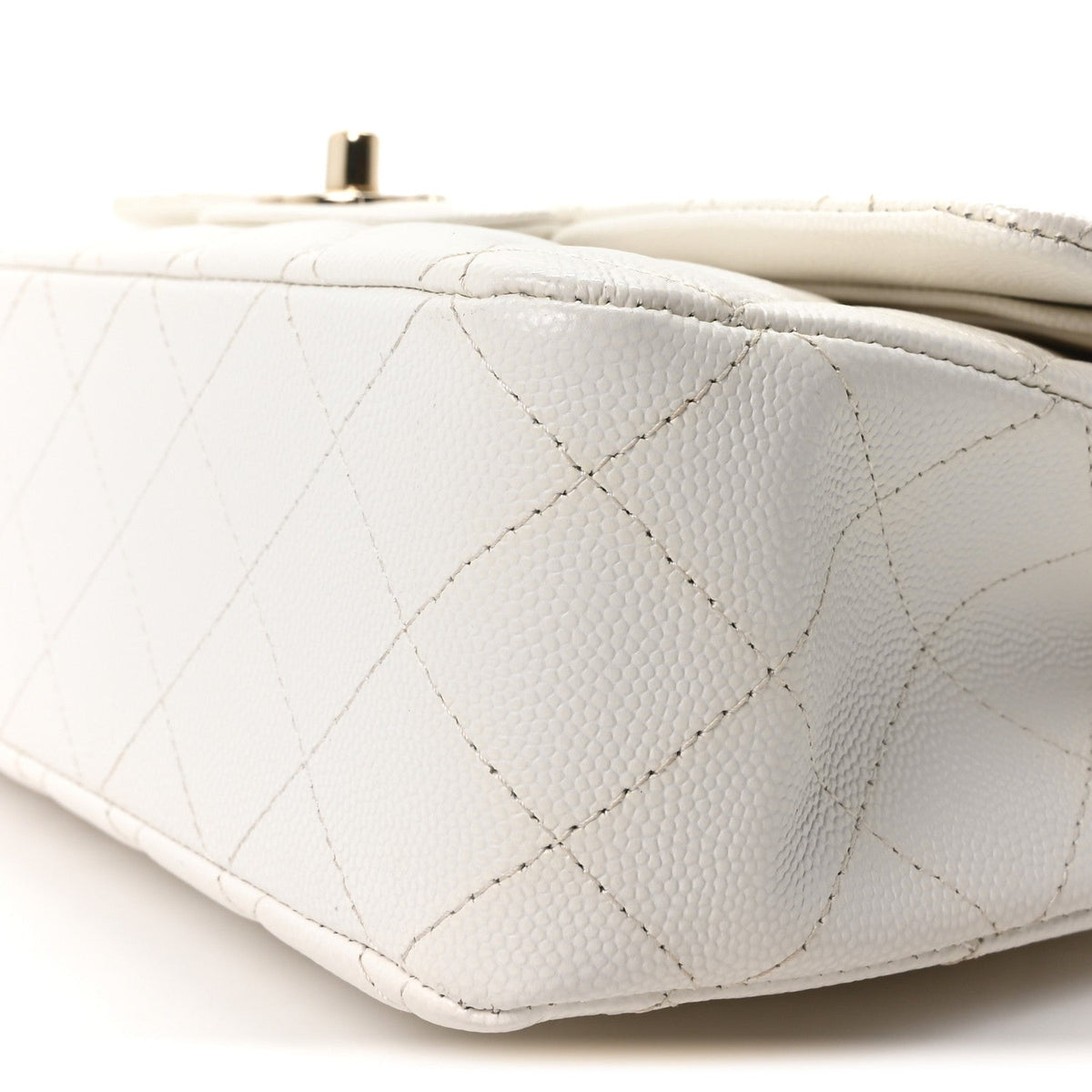 Caviar Quilted Medium Double Flap White wholesalehk.shop