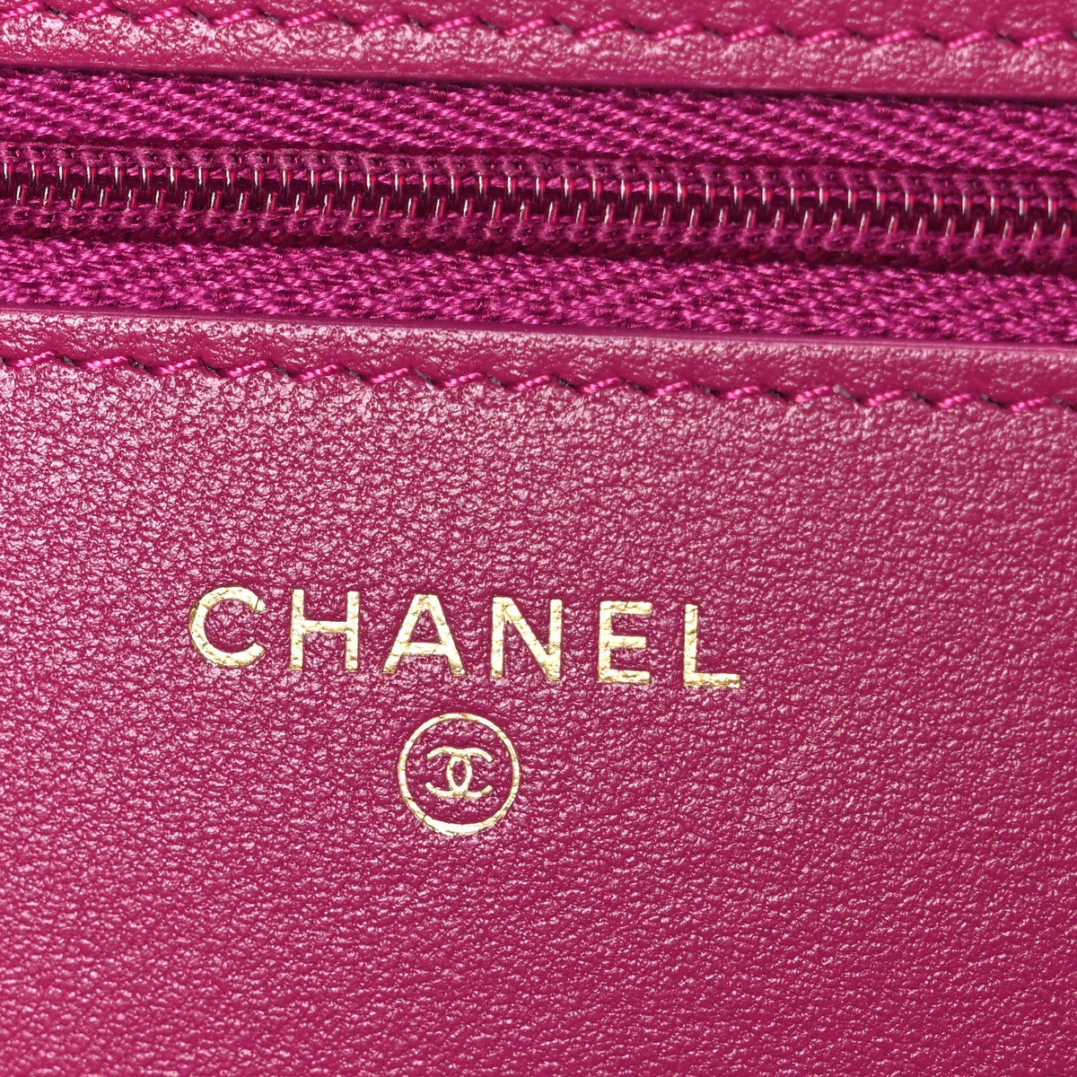 Tweed Quilted Wallet On Chain WOC Fuchsia Purple wholesalehk.shop